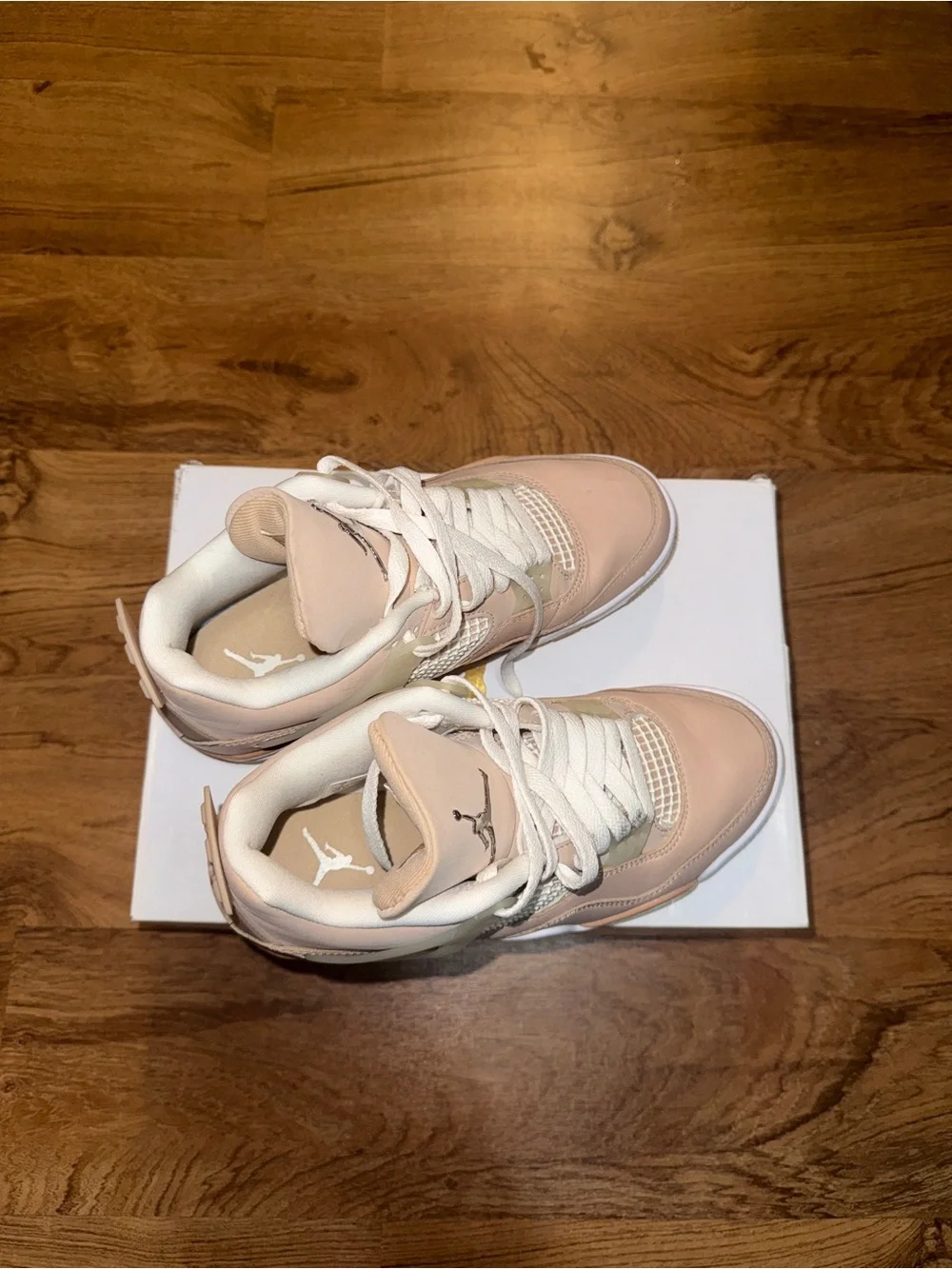 Jordan Kids Peach and White Retro Sneaker